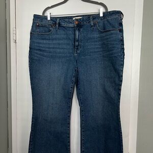Madewell Mid Rise Kick Out Jeans